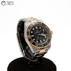 ROLEX 116613LN Black and Gold Submariner