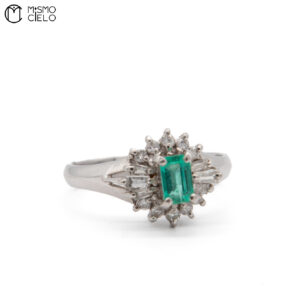 MY BEADS LUXE # PT900 Emerald and Diamond 3.9g Ring 0.31Ct E  0.27Ct D