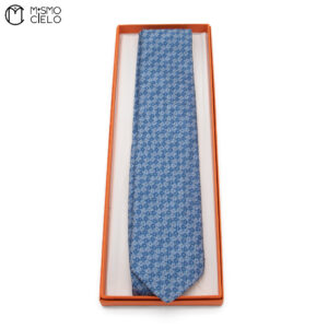 HERMES Tie in Excellent Condition *