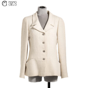 CHANEL Cream Tweed Jacket Size 40